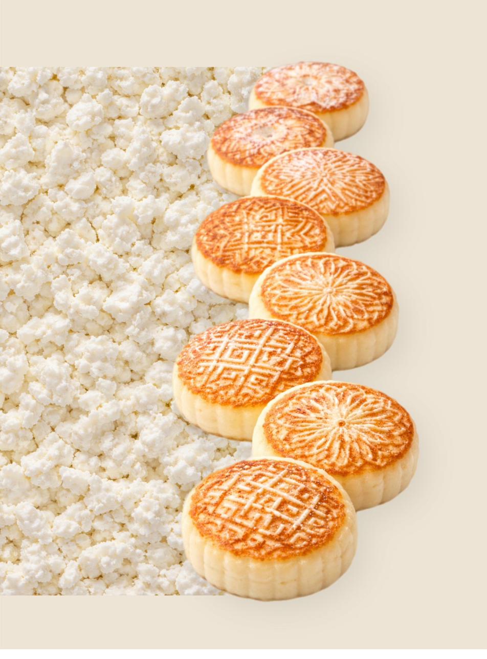 Syrnyky — Ukrainian cottage cheese pancakes